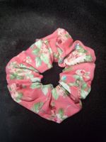 Scrunchie / Blumenmuster / Handgenäht 