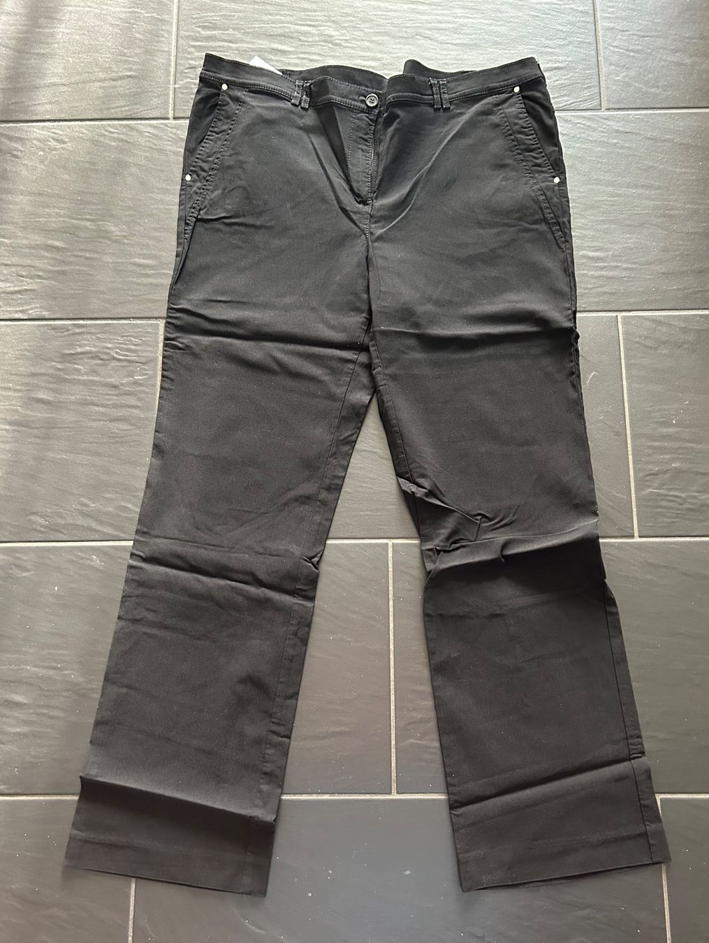 C&A Pantalons: Schwarze Bengalin Hose Gr. 50 – D'occasion à Bassersdorf par Shelby70