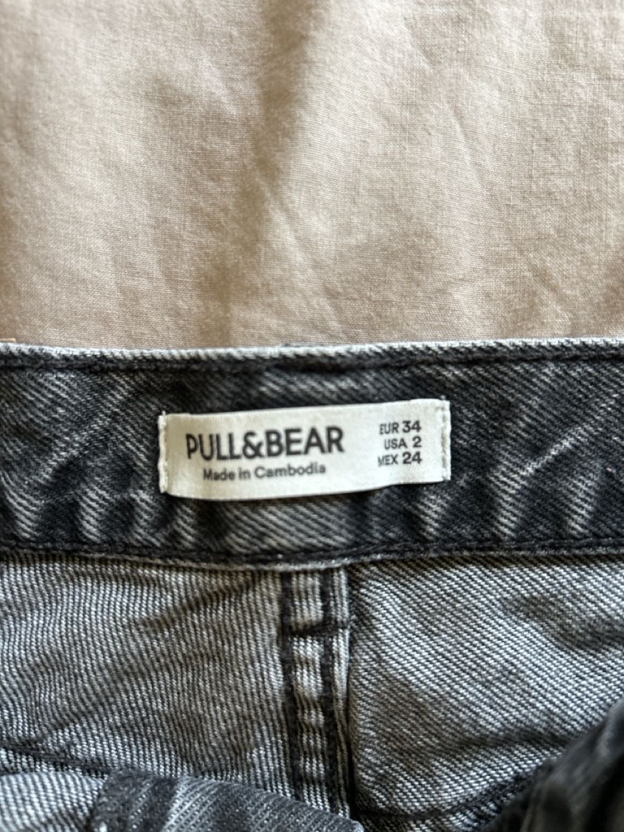 Pull&Bear Jeans: Jeans gris foncé délavé taille 34 – Nuovo (secondo la descrizione) da Travers venduto da mor_m8qm 1
