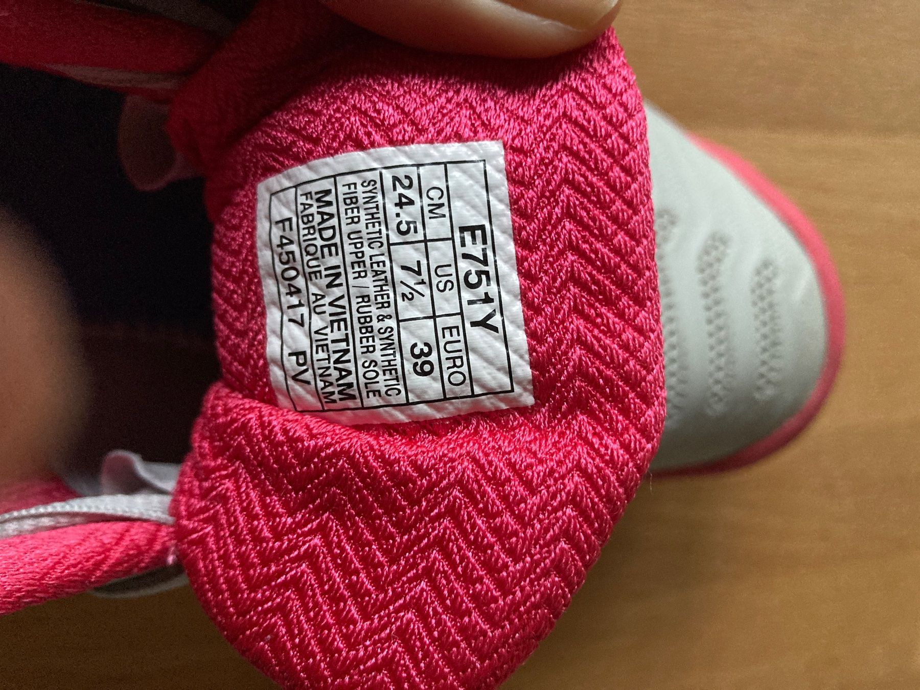 Chaussures femmes: Turnschuhe von Asics – D'occasion à Horw par Enni01 3