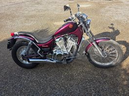 Suzuki Intruder VS 750