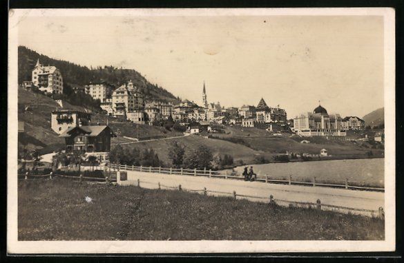 Cartoline postali: AK St. Moritz, Panoramablick zum Ort – Usato da Berlin venduto da bartko-reher