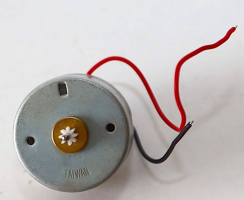 Modellini di ferrovie: HO MABUCHIMOTOR BIS 18V= – Usato da Ipsach venduto da locky55 1