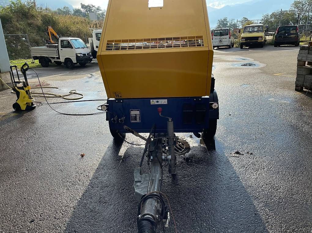 Compressori: Vendo compressore – Usato da Gordola venduto da sdo_h6x9 1
