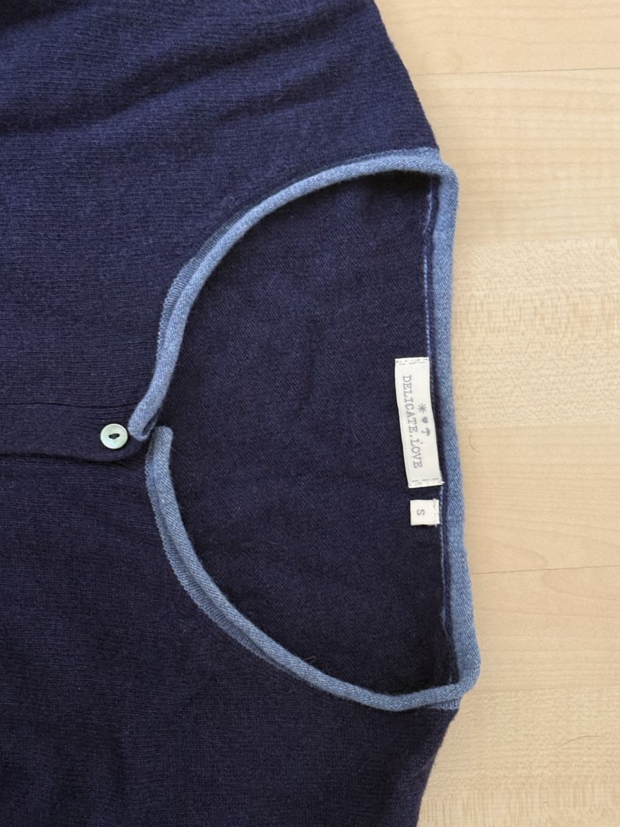 Maglioni & Felpe: Vintage Delicate Love Blaue Strickjacke – Nuovo (secondo la descrizione) da Neerach venduto da lar_tkp2 1