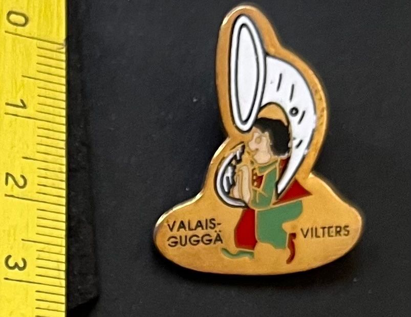 Swiss Placchette & Badge: Valais GUGGÄ/  VILTERS/ Pin – Usato da Ostermundigen venduto da DaxKarten-75