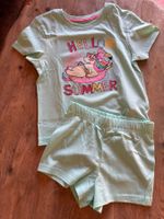 Schönes Pyjama Gr. 116, Neu