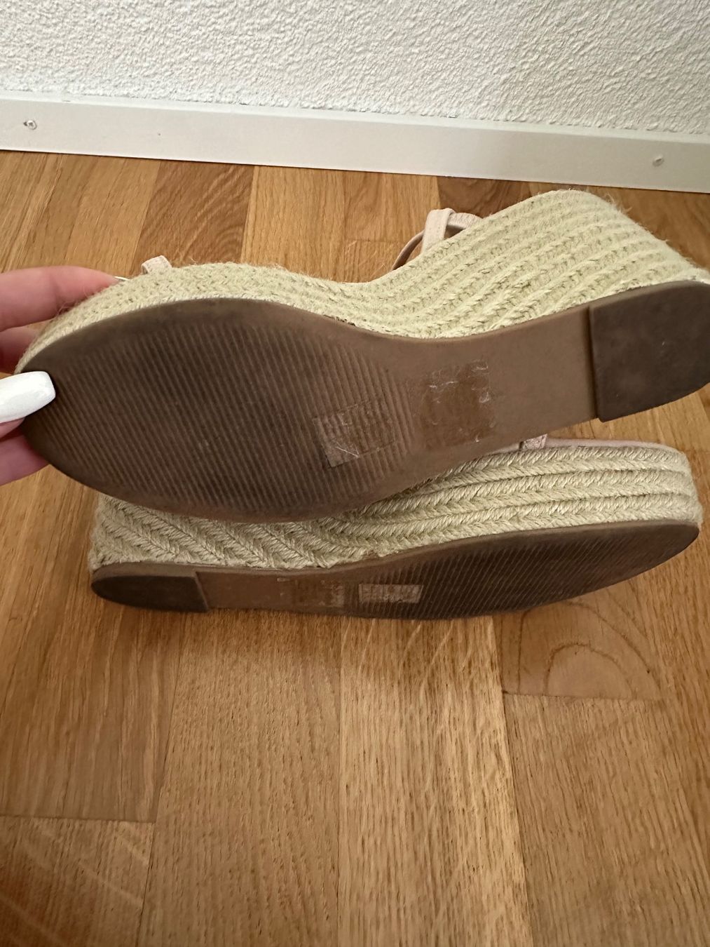 Steve Madden Damenschuhe: Steve Madden Keilsandalen Espadrilles beige Grösse 41 – Neu (gemäss Beschreibung) aus Glattbrugg von SMusic98 3