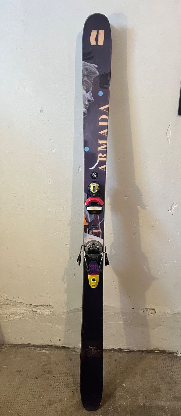 Armada Skis: Skis freestyle/allmountain – Gebraucht aus Neyruz FR von Reto.rain 2