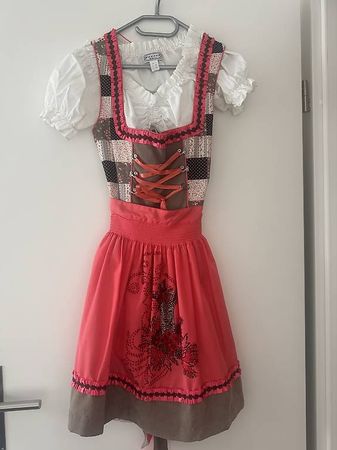 Dirndl Grösse 34