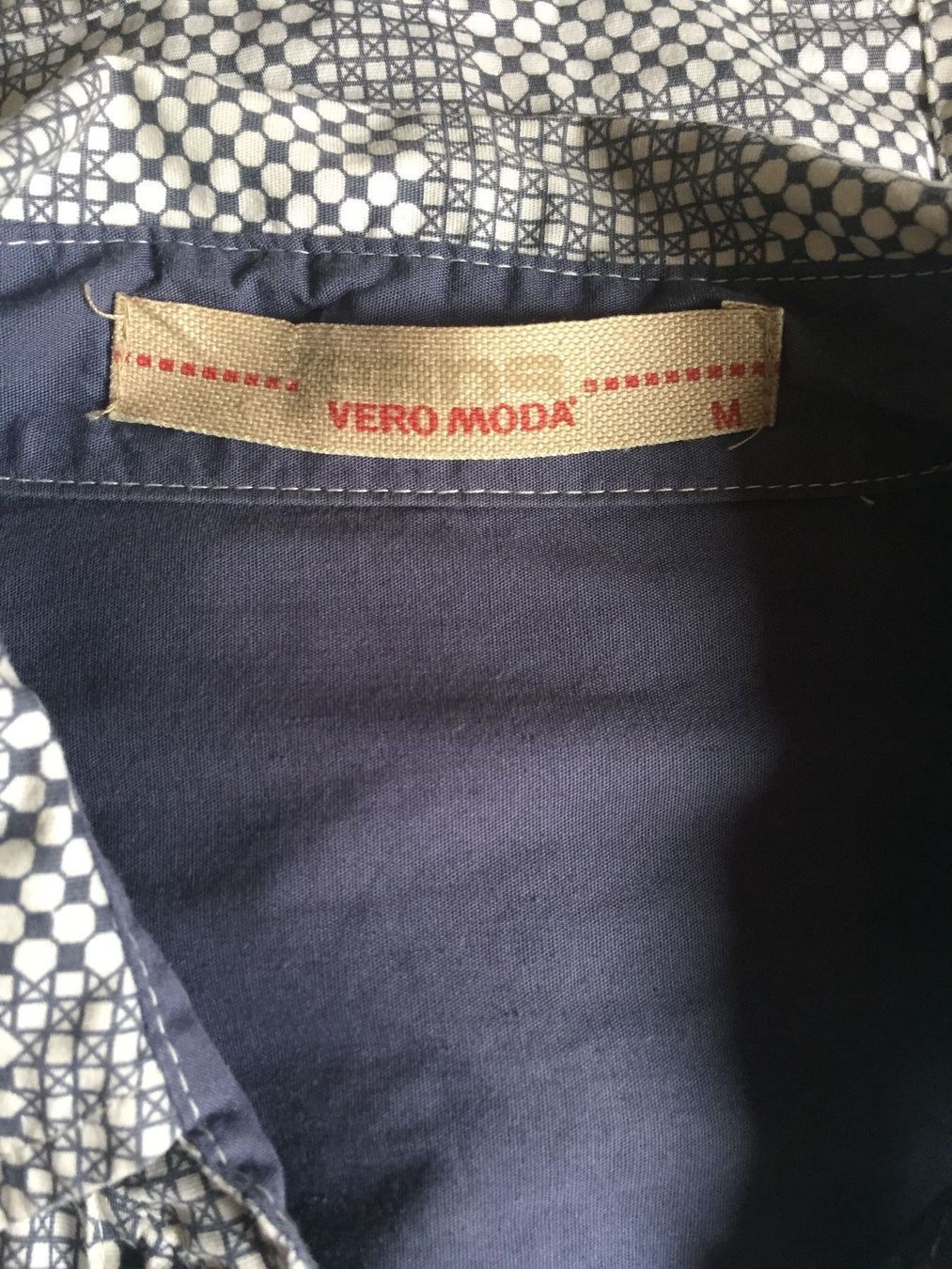 Vero Moda Kleider: Bluse Kleid von Vero Moda, Grösse S-M – Gebraucht aus Zürich von hulahup 4