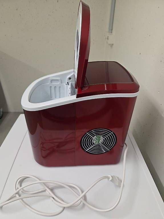 Weber Elettrodomestici da cucina: Weber Eiswürfelmaschine EW12R – Usato da Volketswil venduto da AP79 2