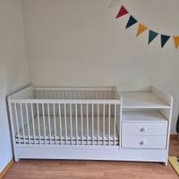 3 in 1 Babybett mit Wickeltisch, weiss, sehr gut erhalten!