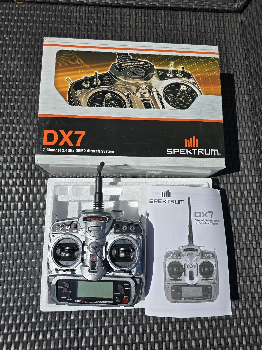 RC Modellbau: Avion rc Adrenaline 2m – Gebraucht aus Froideville von tra_n6rb 6