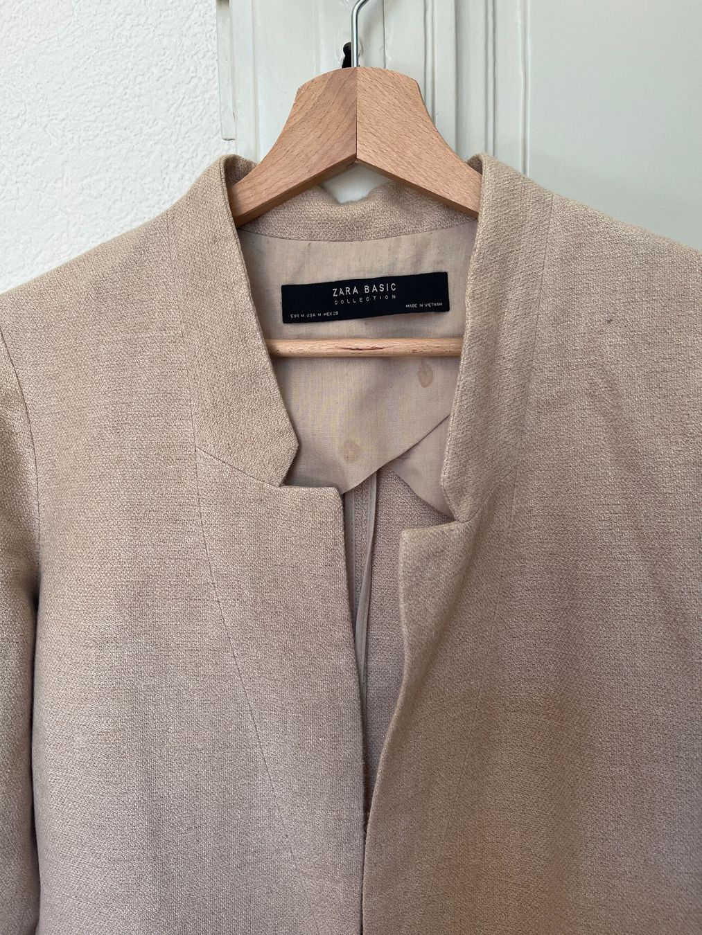 Zara Vestes: Veste lin  Basic ! – D'occasion à La Tour-de-Peilz par Enzo25cc 1
