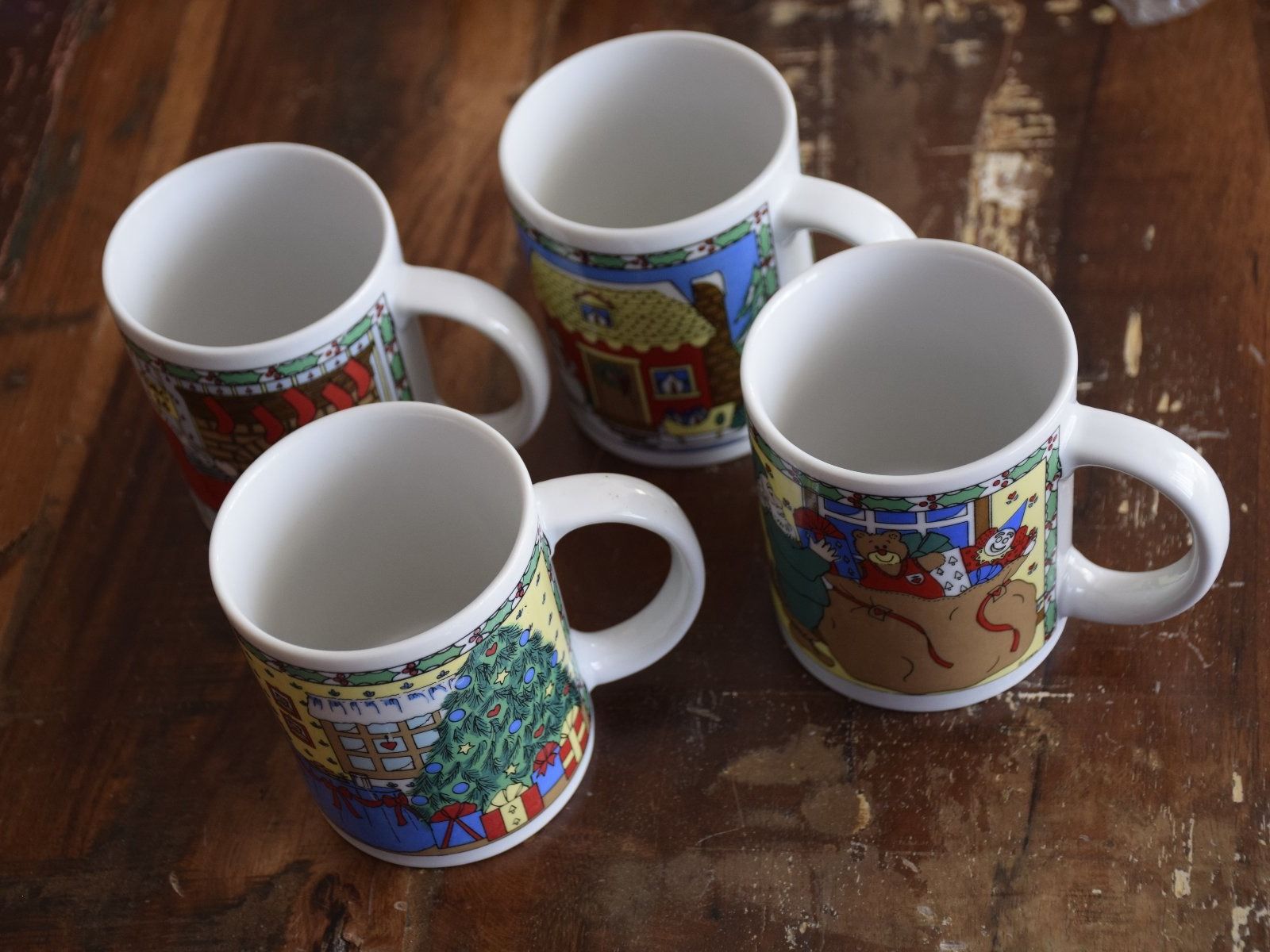 Tassen: Weihnachtstassen Set 4 Stk. – Gebraucht aus Wetzikon ZH von Wetzicardo25 5