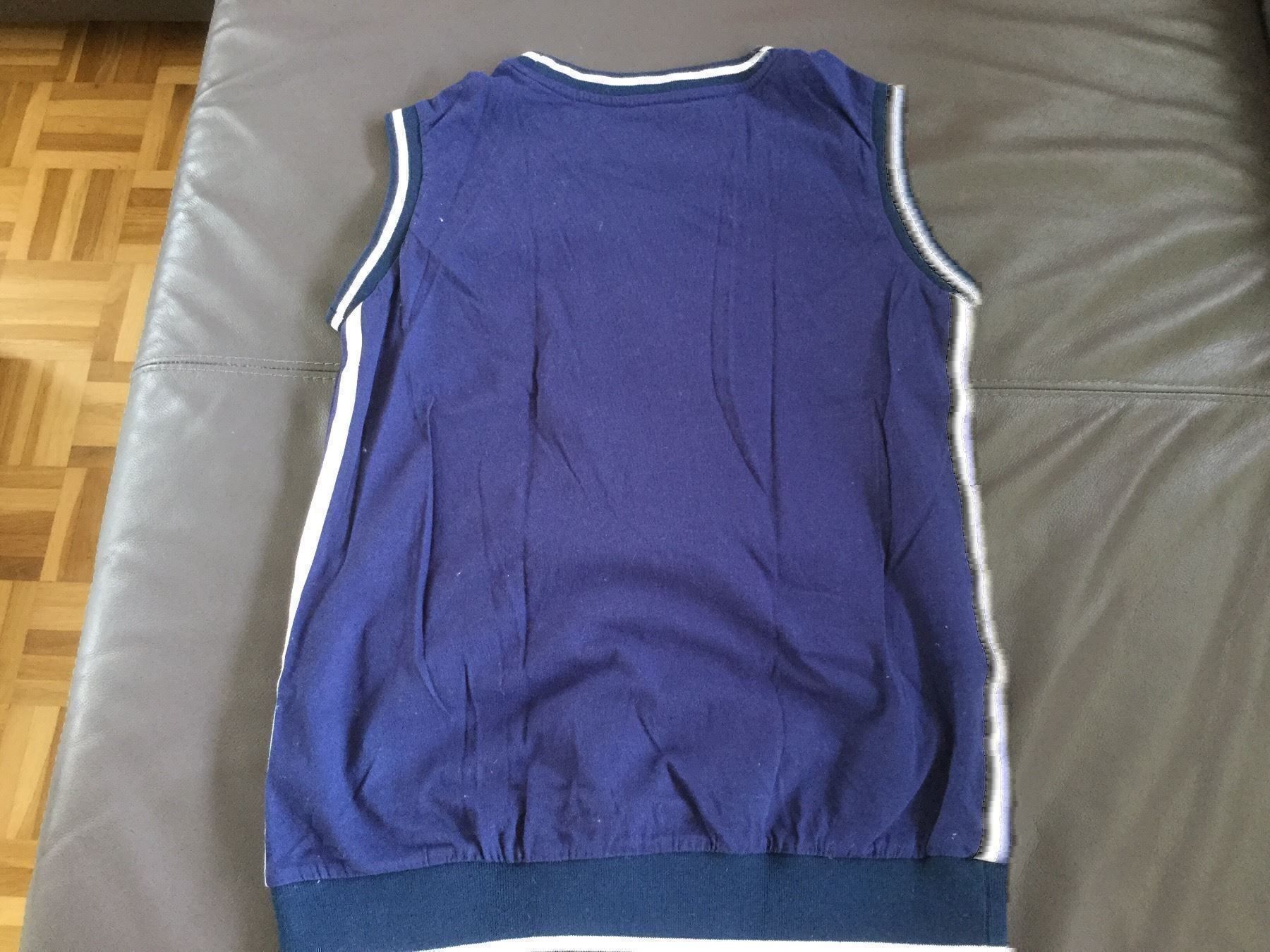 Camicette, T-shirt & Top: Lässiges ärmelloses Shirt – Usato da Horw venduto da Benny017 1