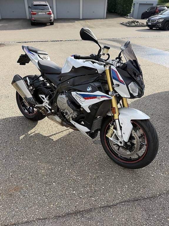 BMW Strada: BMW S 1000 R ABS – Usato da Märstetten venduto da pathi02