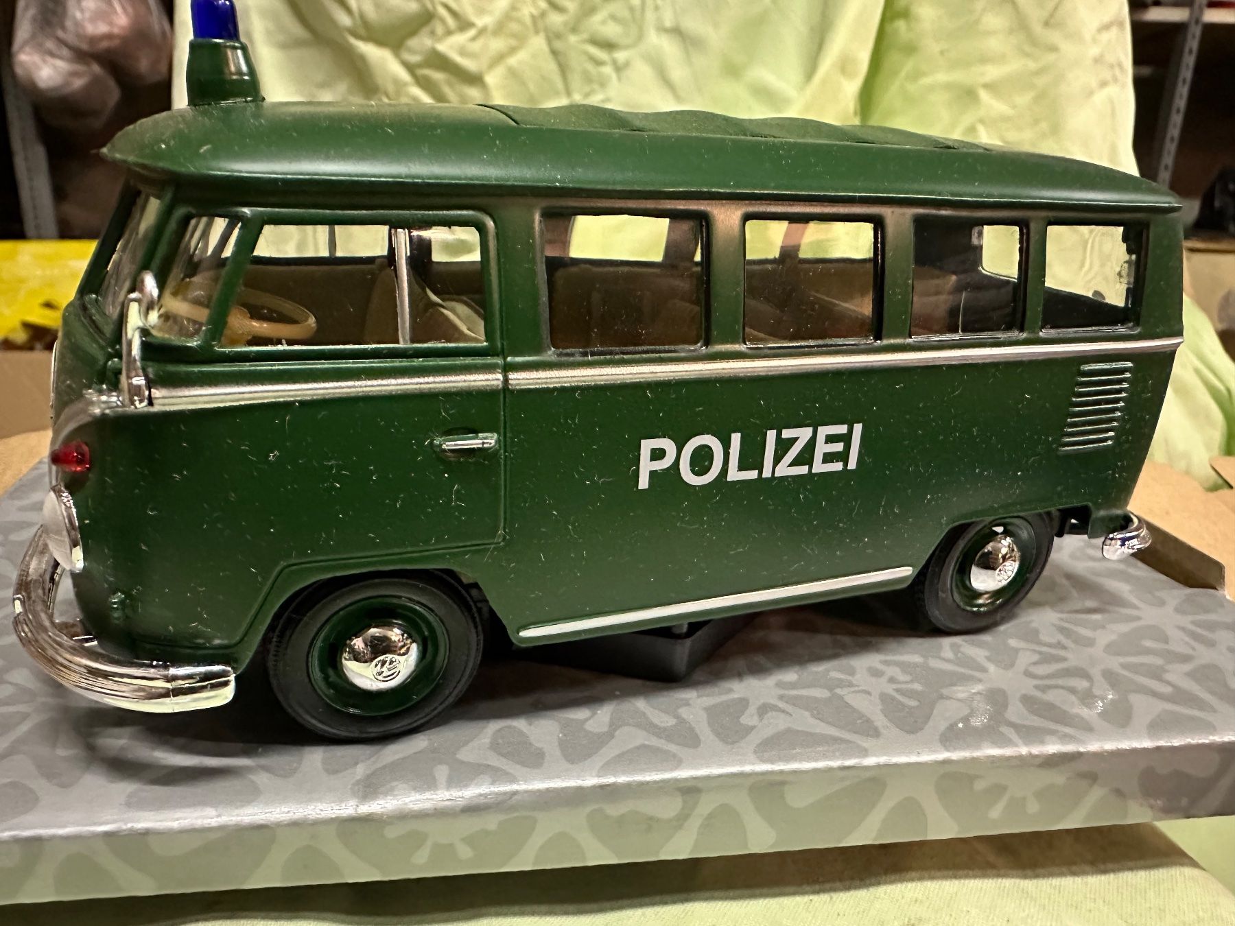 Volkswagen Modellini d'auto: Vw bus t1 Oldtimer classic luftgekühlt Polizei – Nuovo (secondo la descrizione) da Reinach AG venduto da rares75 1