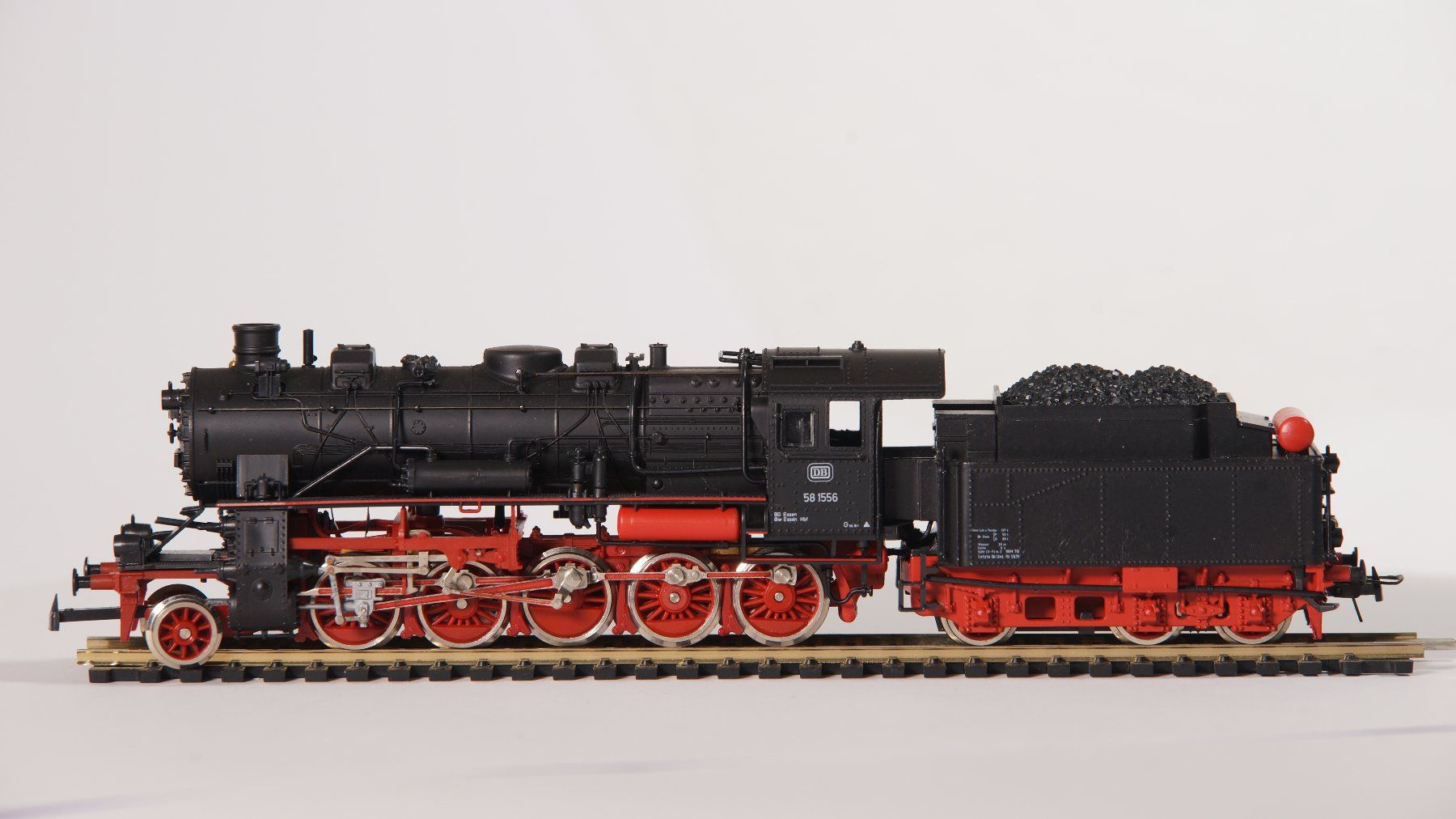 Roco Modellini di ferrovie: Roco - Dampflokomotive Baureihe 58 der DB – Nuovo (secondo la descrizione) da Rebstein venduto da osk_zt2c 1
