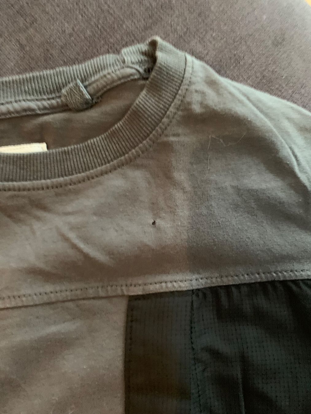 Camicie, T-shirt & Polo: T-Shirts Junge Gr. 122/128 – Usato da Bülach venduto da engeli92 3
