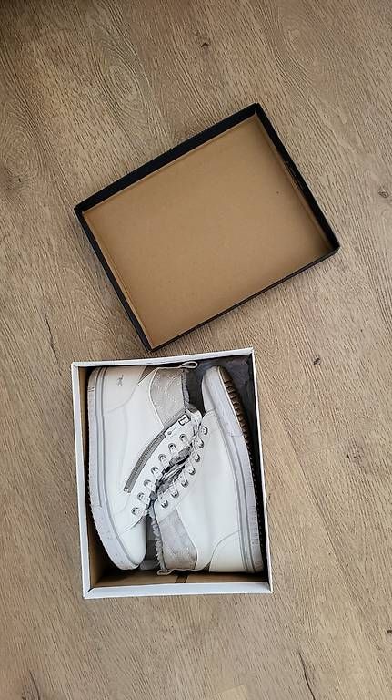 Mustang Scarpe da donna: Baskets chaudes blanches Mustang fourrées 40 comme neuves – Nuovo (secondo la descrizione) da Trélex venduto da emm_rz7g 2