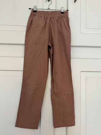Neue, luftige Mädchenhose, Serendipity Organics, Gr. 140/146