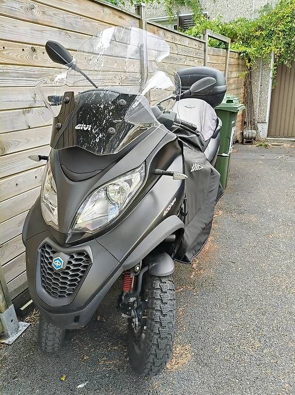 Piaggio Scooters: Piaggio MP3 400 hpe – D'occasion à Aïre par kep_2fnm 2