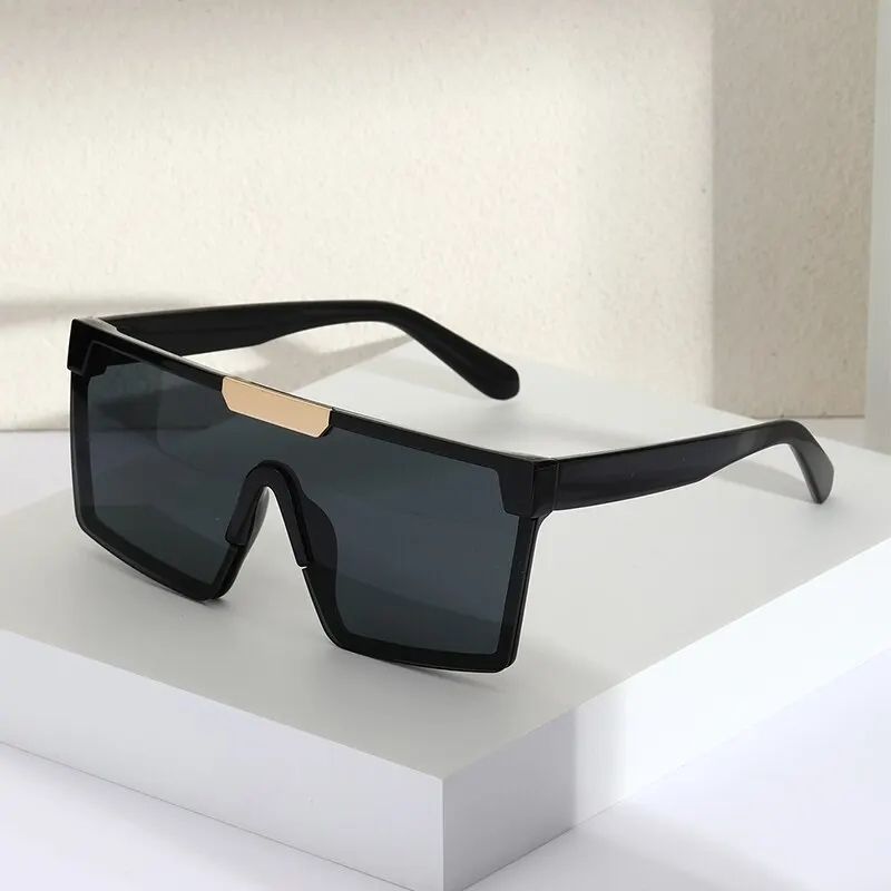 Brillen & Gläser: Top-Sonnenbrille – Neu und originalverpackt aus Oberbuchsiten von NeuUndOrginal