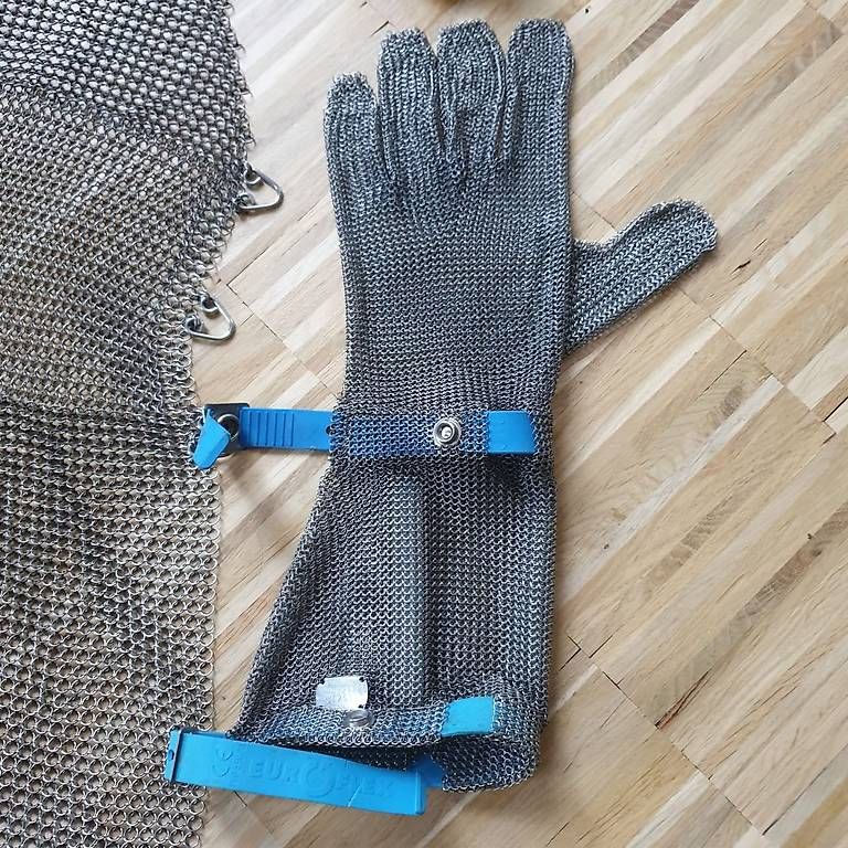 Grembiuli: METZGER STECHSCHUTZSCHÜRZE, -HANDSCHUHE EUROFLEX – Usato da Urnäsch venduto da Nakamotix 4