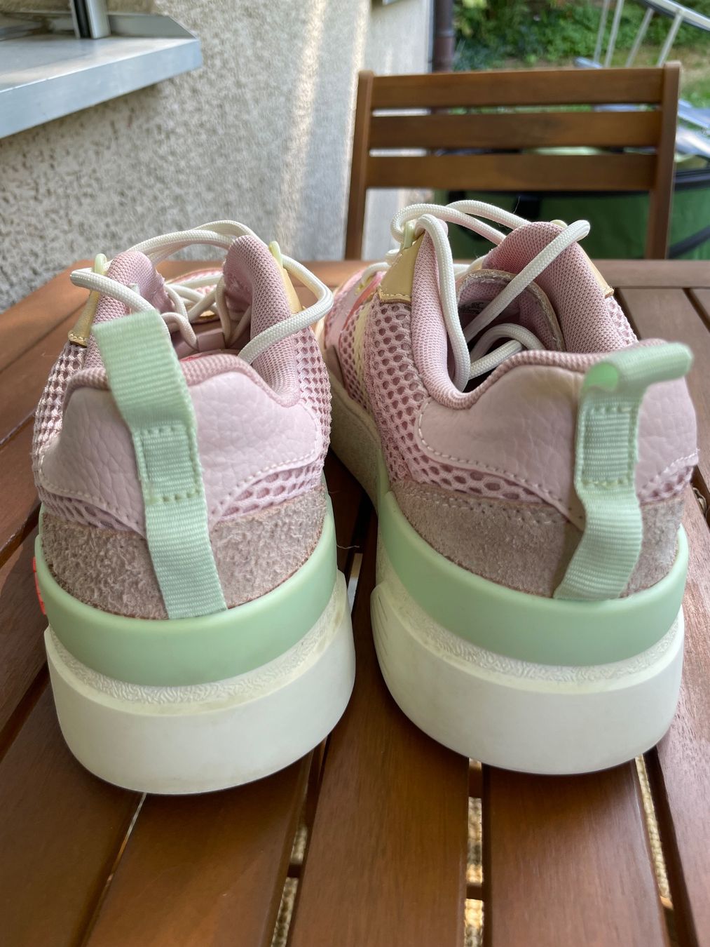Lacoste Scarpe da donna: Lacoste Sneaker low Rosa Gr. 39 – Usato da Niederwangen BE venduto da m_s13 3
