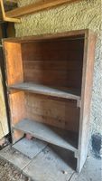 Holzregal  mit 2 Fachböden