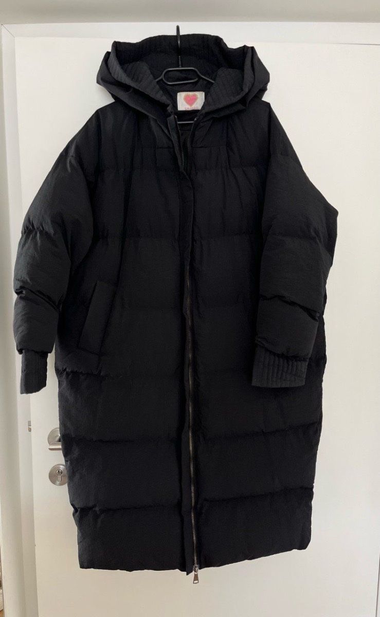 Manteaux: Wintermantel One Size, Farbe schwarz – D'occasion à Triesen par dardaleni 2