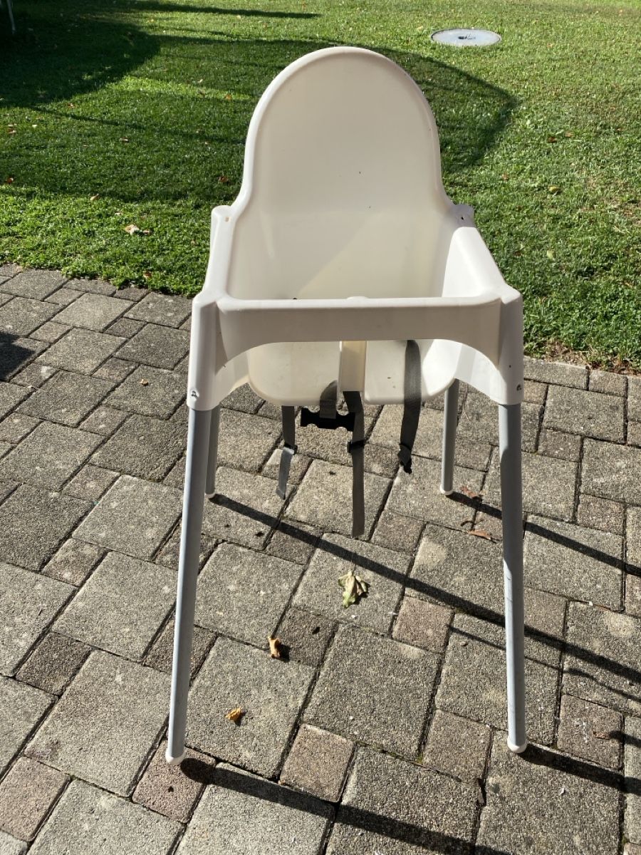 Ikea Seggioloni: Kinderhochstuhl weiss Metallgestell gebraucht – Usato da St. Gallen venduto da Msgoethe