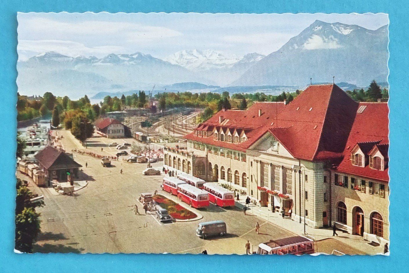 Cartoline postali: Thun - Bahnhof - Postauto - Strassenbahn STJ – Usato da Rothrist venduto da RROENK