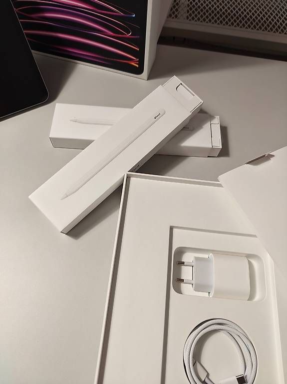 Tablet PC: iPad Pro 12,9" M2 512 Go WiFi + 2 Pencil + Folio  – Usato da Penthaz venduto da Perfect68 1