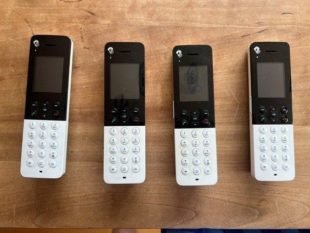 Swisscom Telefoni: Drahtlos Telefon Swisscom – Usato da Baden venduto da Chuckmangione