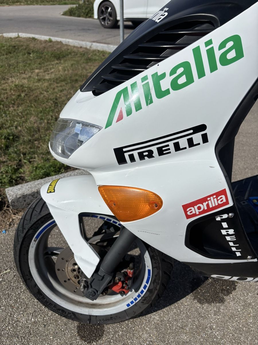 Aprilia Scooter: Aprilia Sr 50 – Usato da Ipsach venduto da seb_2p9q 5