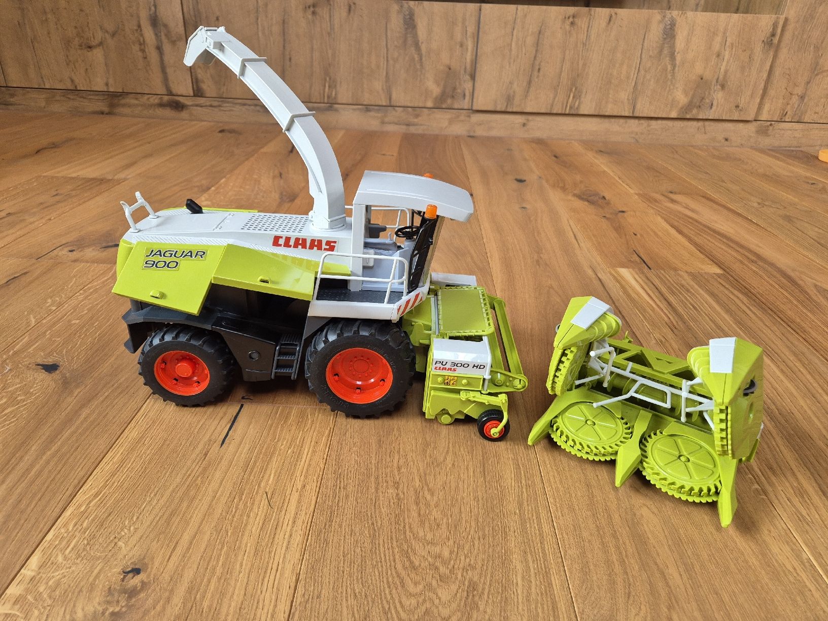 Bruder Giocattoli: Claas Jaguar 900 Modell wie Neu – Usato da Niederbüren venduto da Moments1987 2