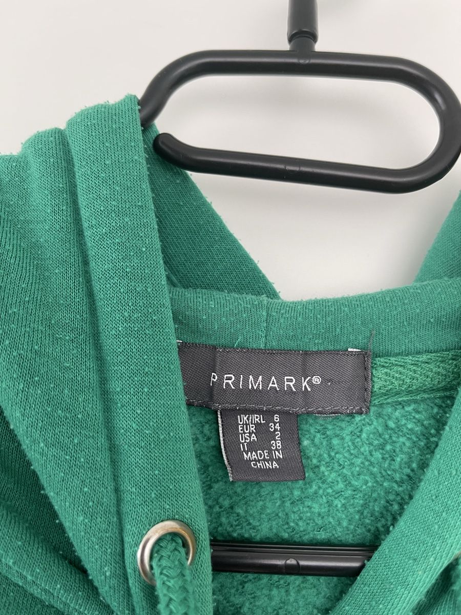 Pullover & Sweatshirts: Grüner Kapuzenpullover – Gebraucht aus Neuenegg von aba_g85b 1