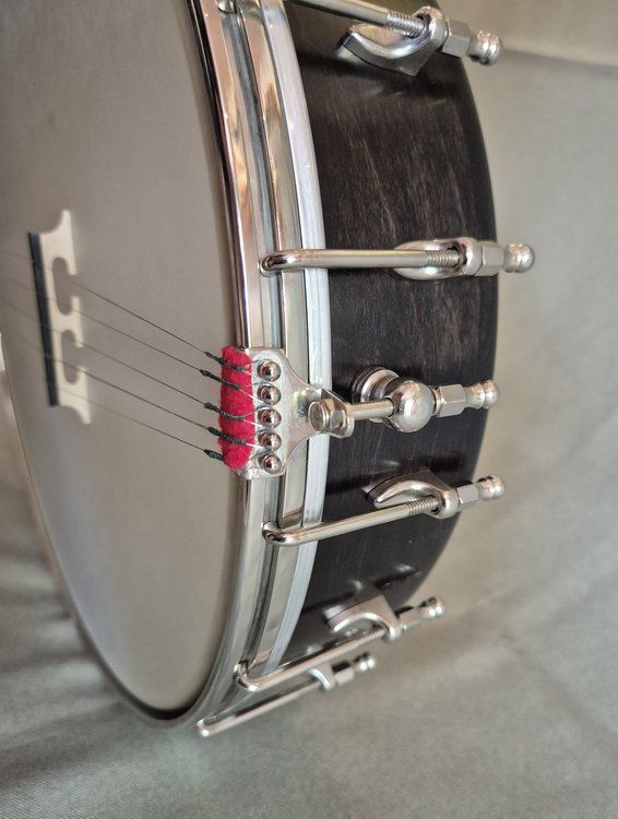 Strumenti musicali: Banjo, 5 Saiten, mit Koffer – Usato da Jona venduto da brackets 9
