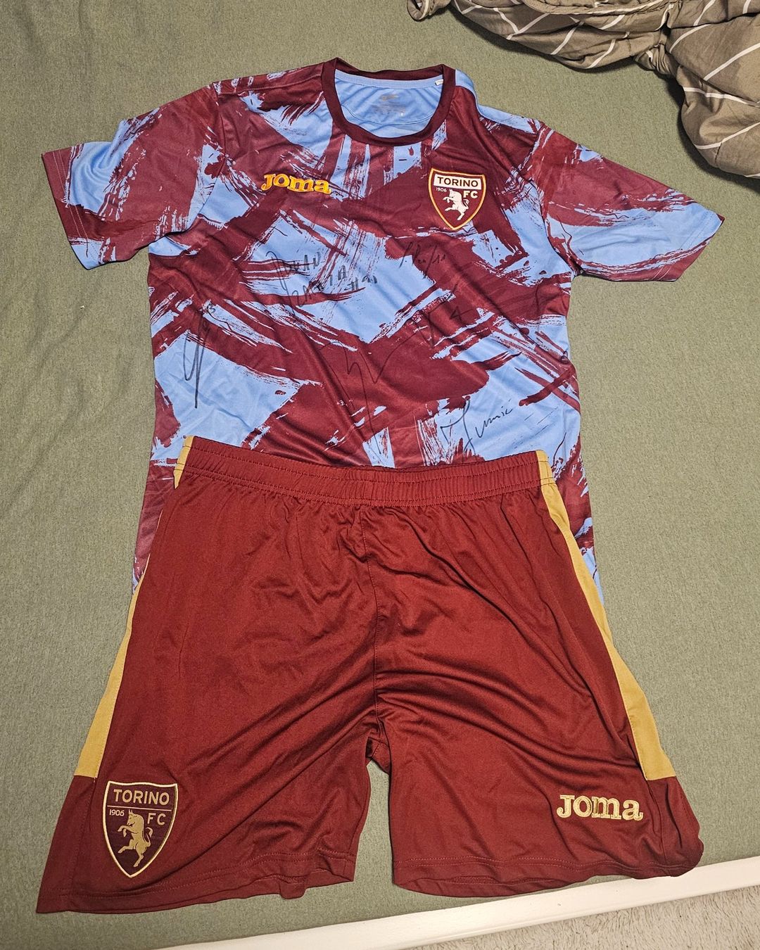 Canottiere & Pantaloni: Ricardo Rodriguez match worn Torino – Usato da St-Prex venduto da sebgav
