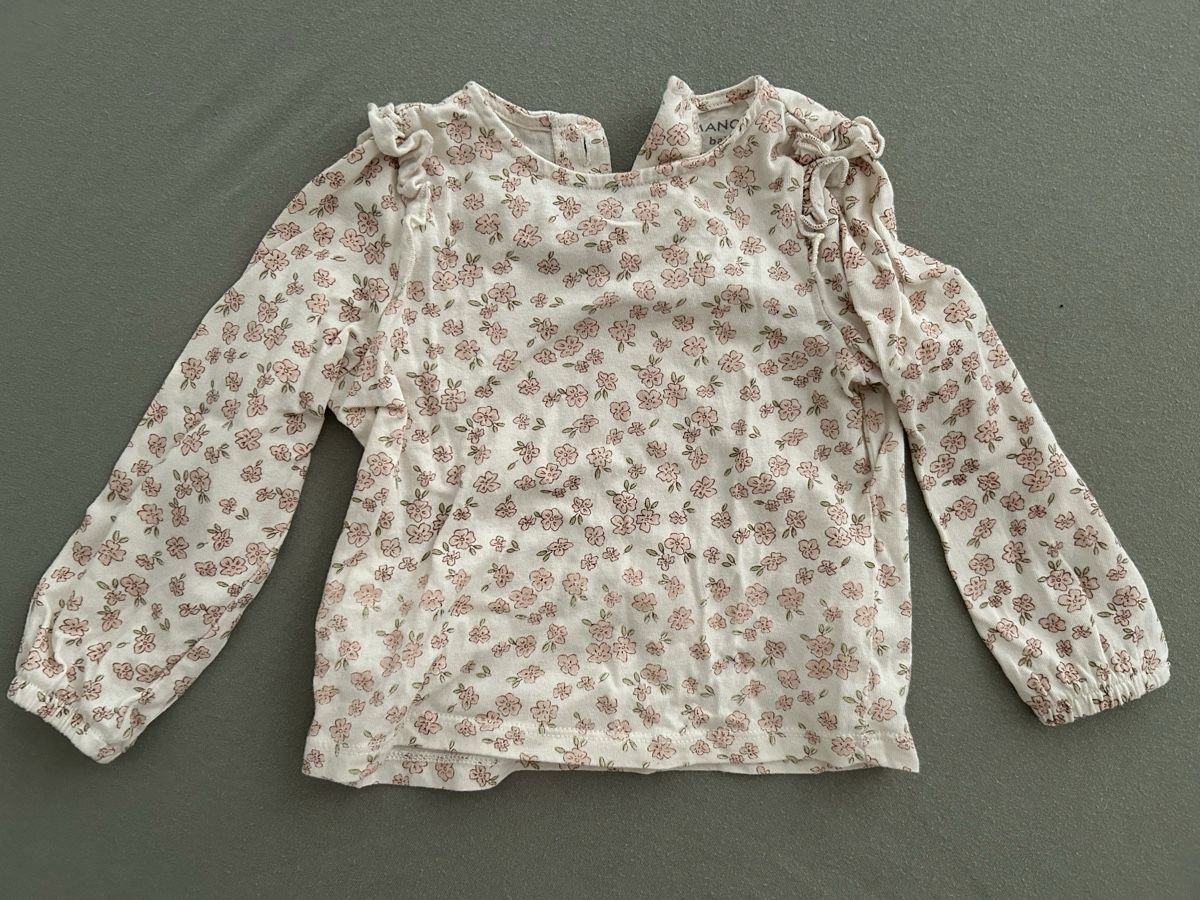 Manor Pulls et sweat-shirts: Petit pull Manor taille 80 – Neuf avec emballage d'origine à Lausanne par SaraSkjellaug