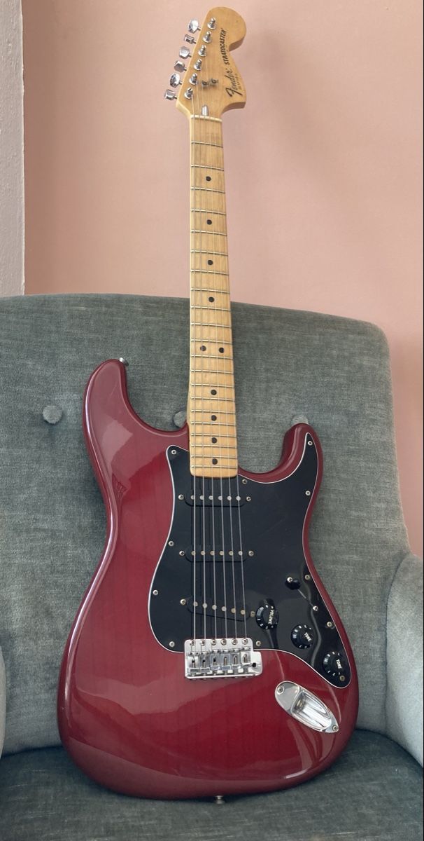 Fender Strumenti musicali: 1979 Fender Stratocaster – Usato da Täuffelen venduto da tonypianoman