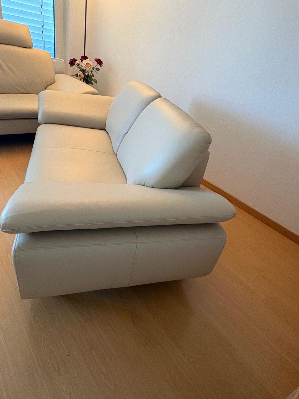 Divani: Ledercouch 2-Sitzer beige 180 cm – Usato da Klingnau venduto da Umweltklinik 3