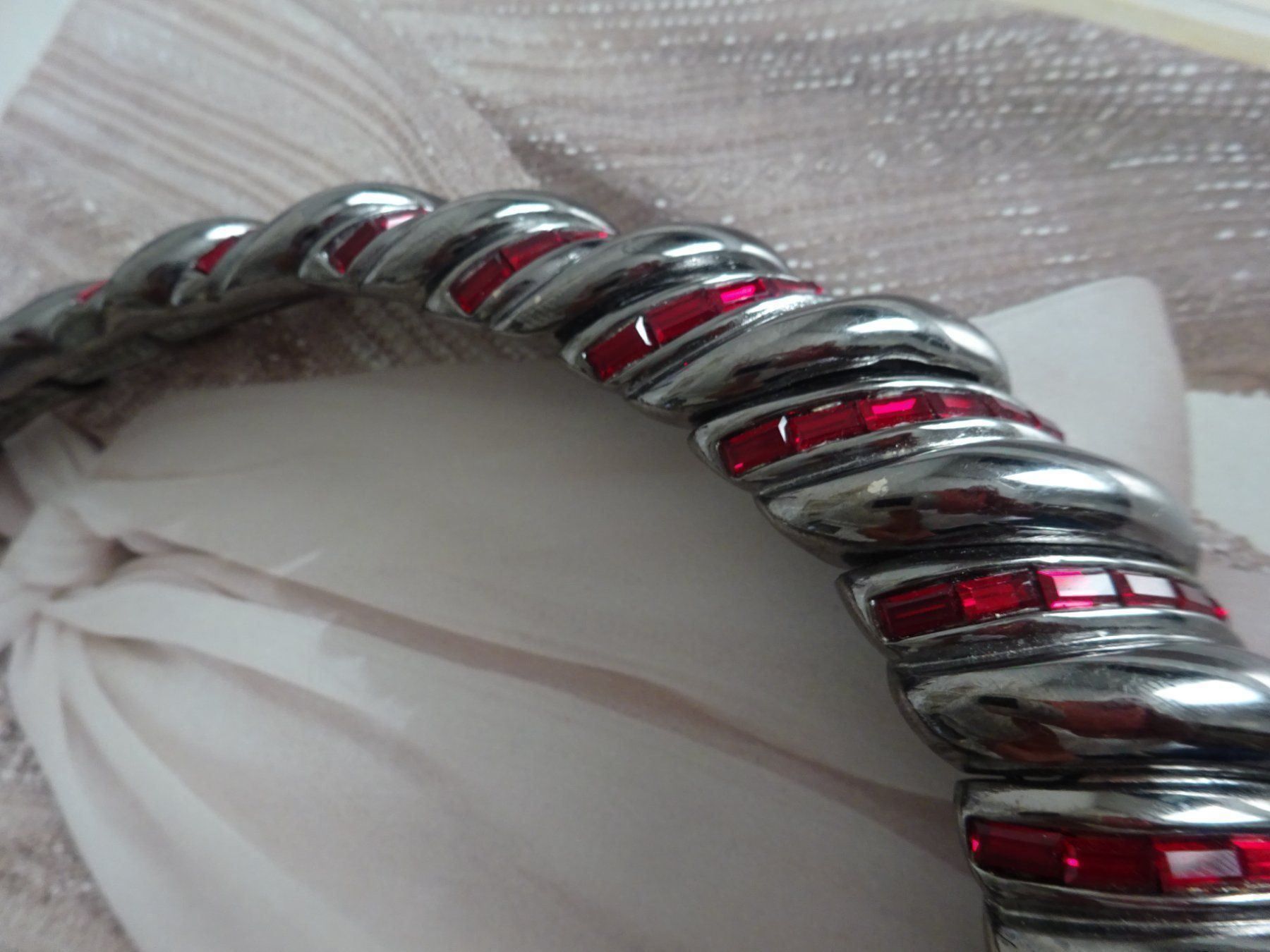 Saint Laurent Ketten: Vintage Yves Saint Laurent YSL Collier – Gebraucht aus Esslingen von FetteSchnecke 3