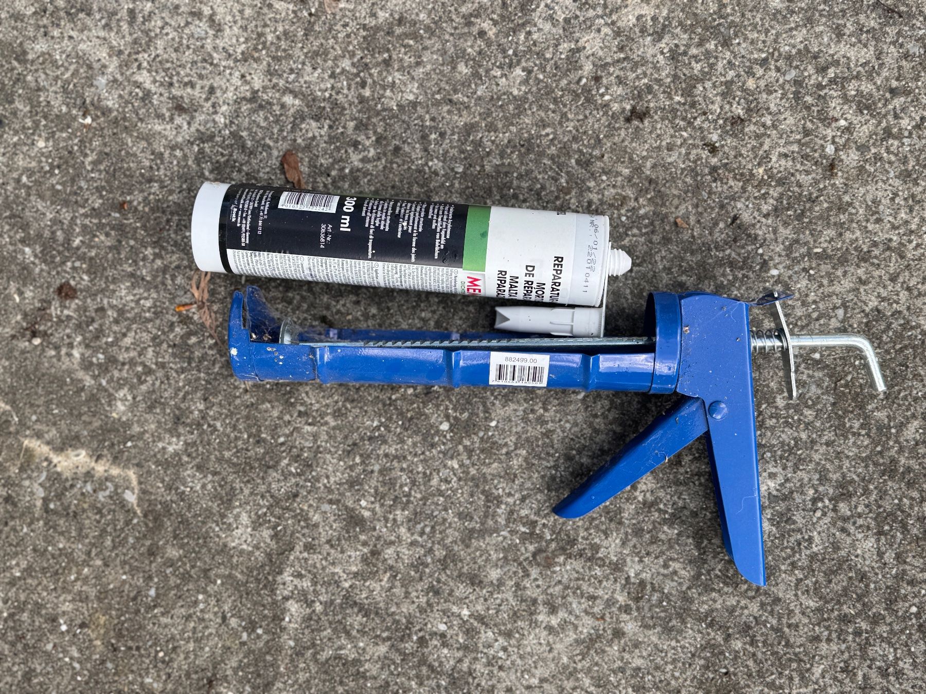 Tecnologia medica: Reparaturspritze mit Mörtel – Nuovo (secondo la descrizione) da Bern venduto da RandomShopper