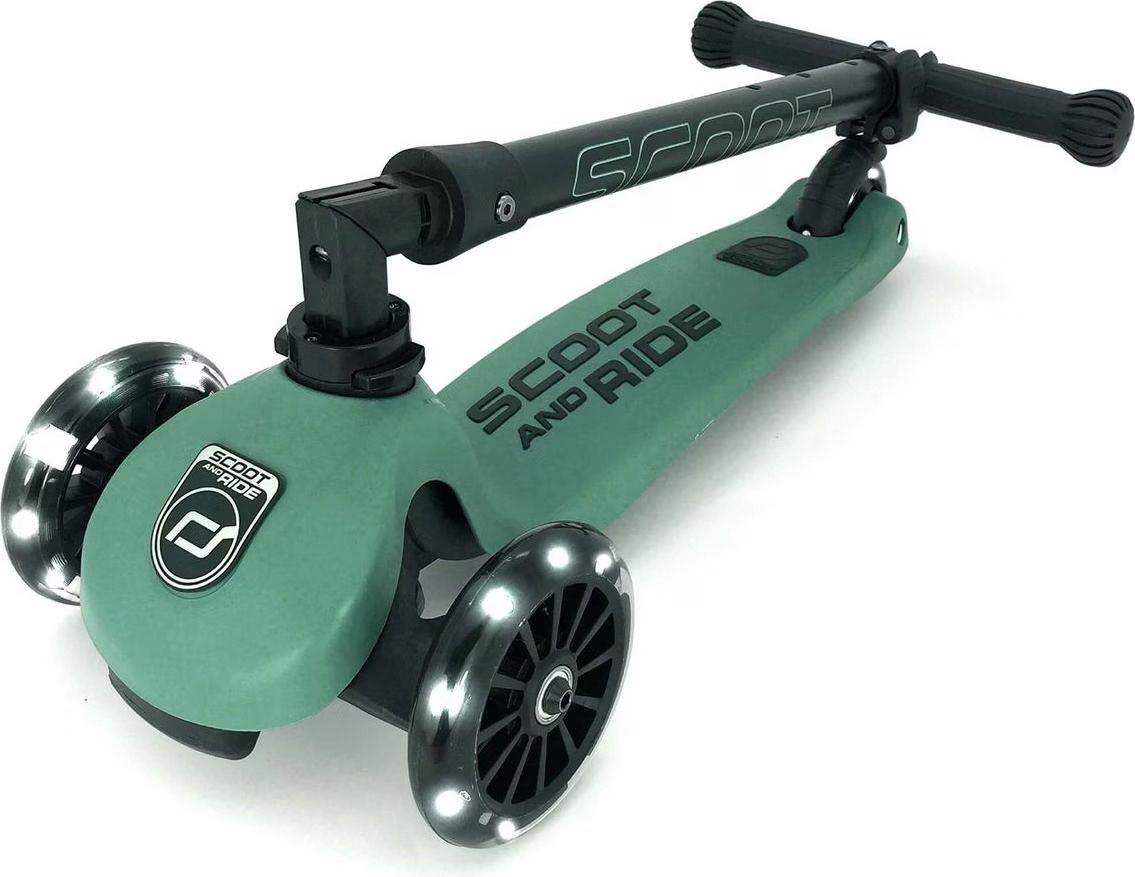 Kickboard: Scoot and Ride Highwaykick 3 - Forest Scooter – Gebraucht aus Horgen von Auction-Kings 1