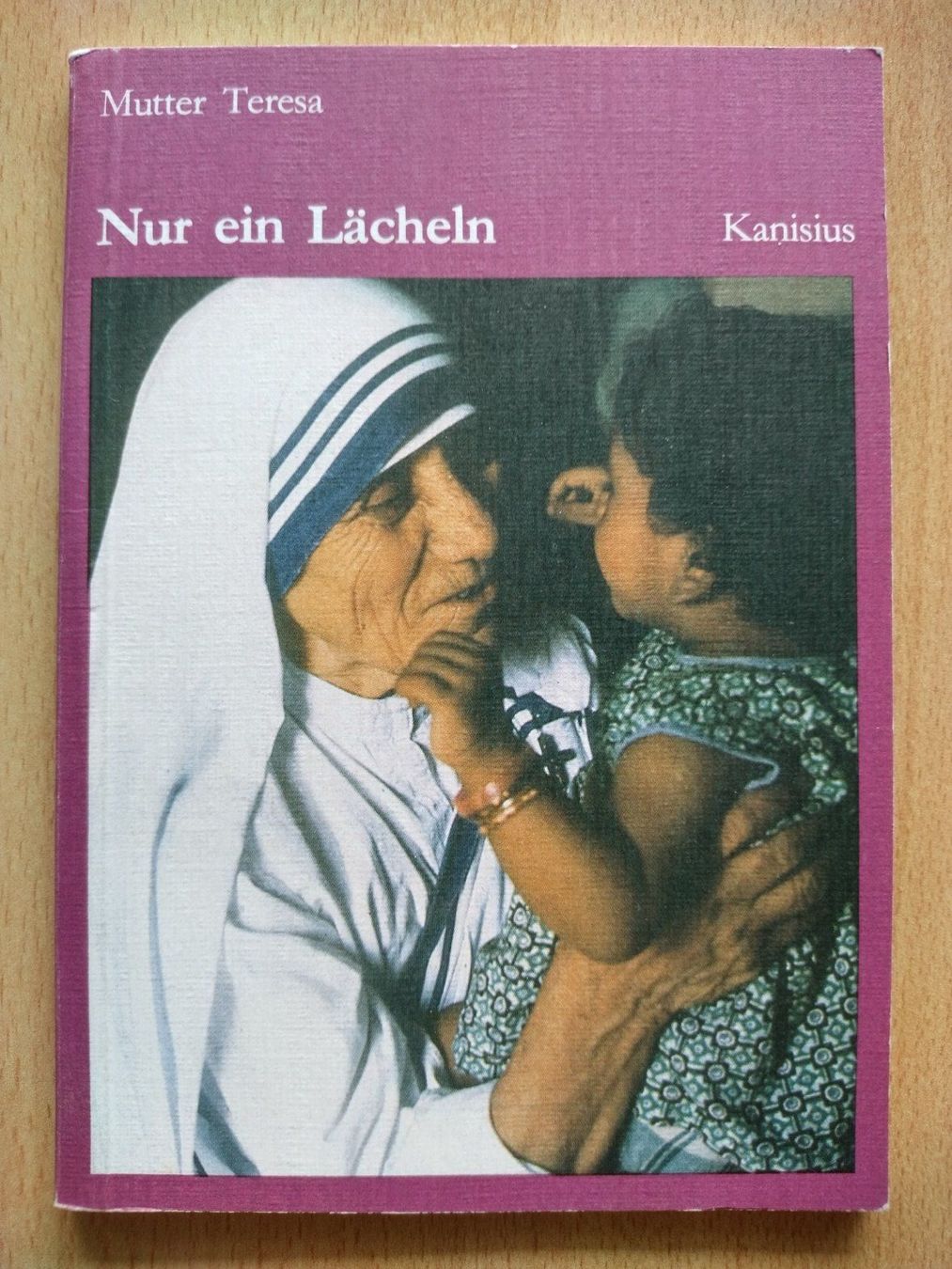 Libri: Mutter Teresa  Nur ein Lächeln – Usato da Jona venduto da Argus36