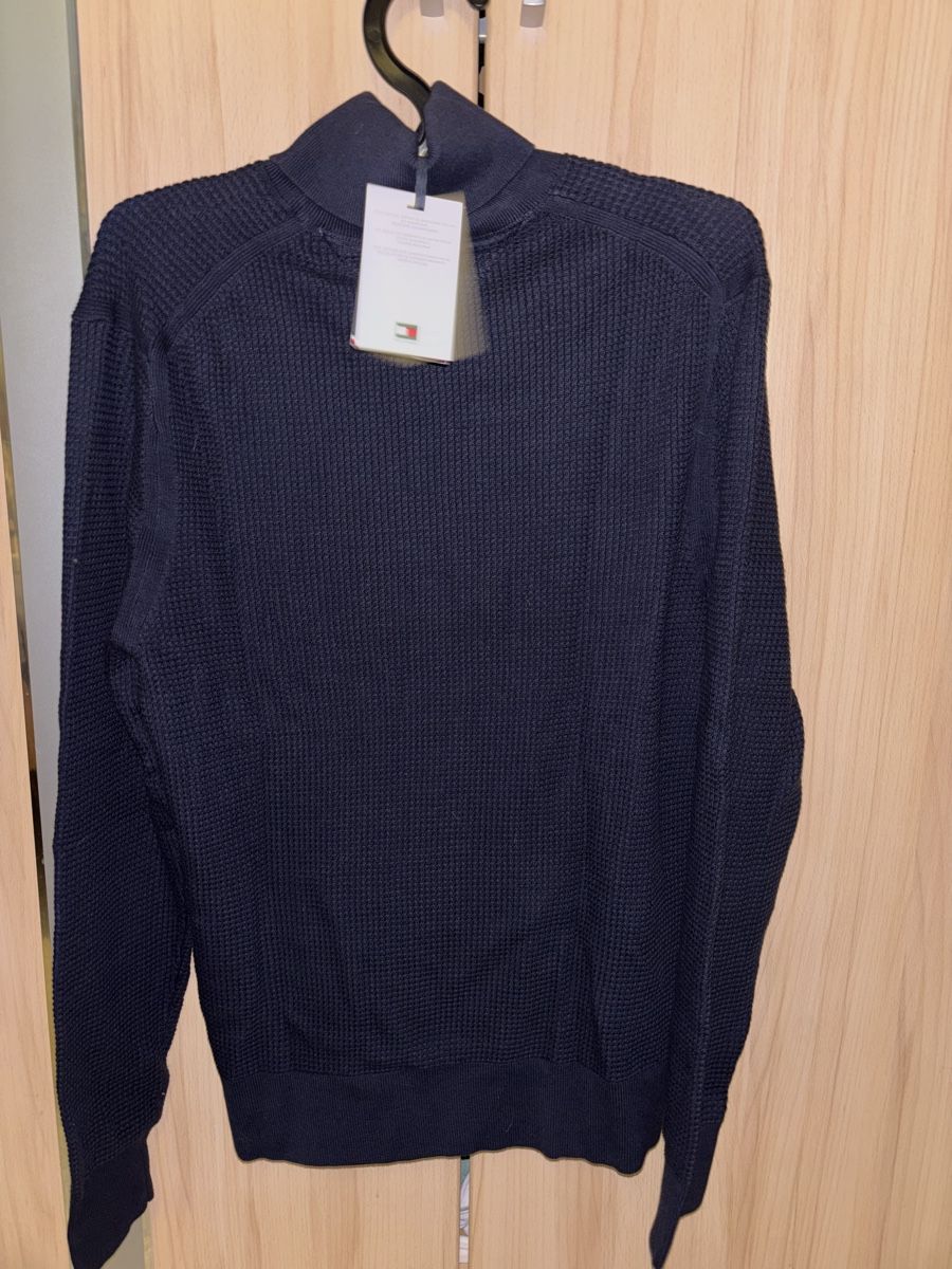 Tommy Hilfiger Maglioni & Felpe: Tommy Hilfiger Navy Blue Sweater, Size M – Nuovo e nell'imballaggio originale da Saxon venduto da and_9qkg 1